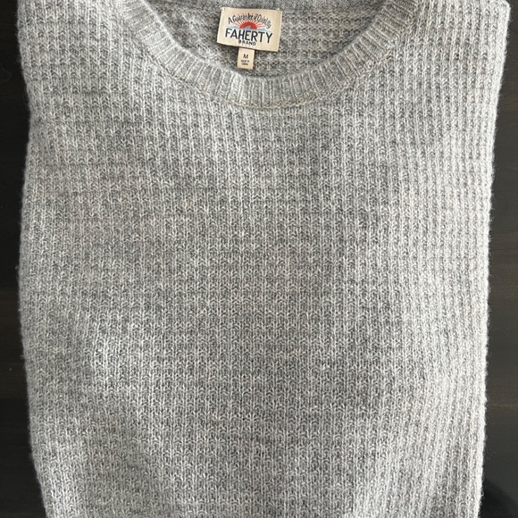 Faherty Cashmere Wool Crew - Snow Grey Melange - M - Picture 2 of 6